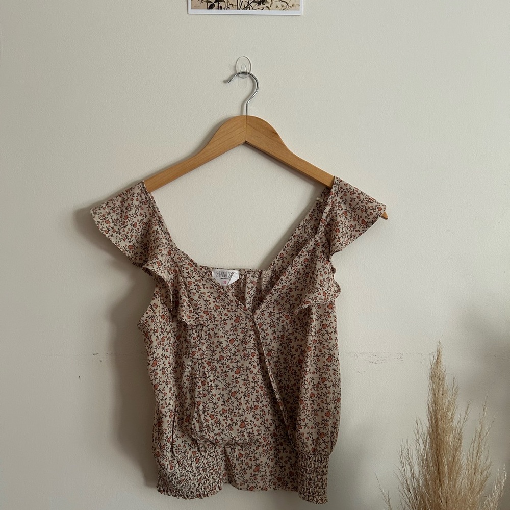 Sienna Sky Floral Ruffle Blouse - Cream and Brown